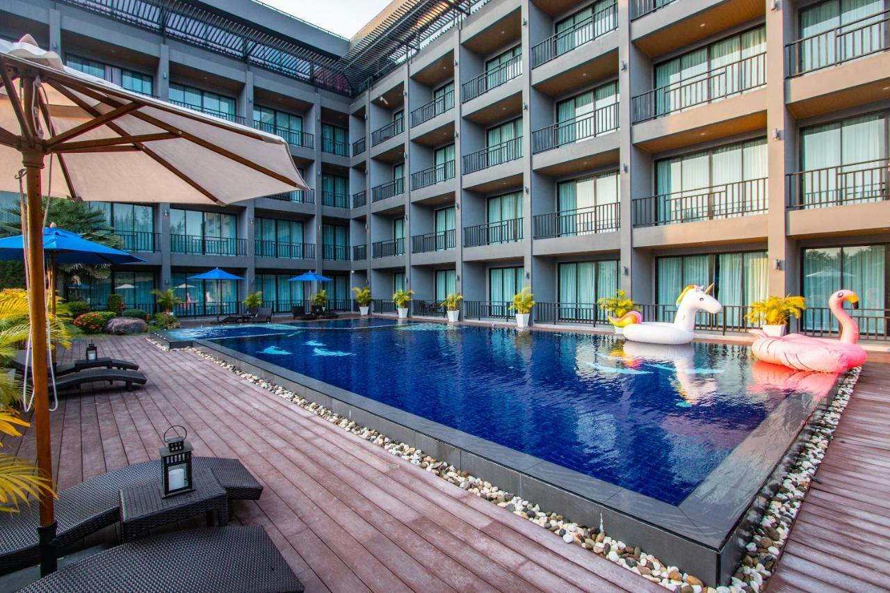 Sun Marina Cha-Am Hotel Buitenkant foto